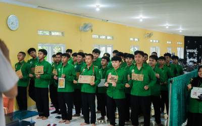 Rise as One, Lead as All: Siswa Kelas XI Jalani LDKPO Al Aqsa 2025