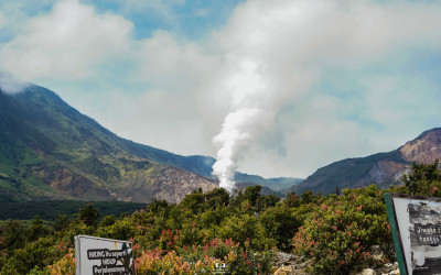 Bukan Sekadar Field Trip: Risalam SMP QSBS, Latihan Jadi Ilmuwan Muda di TWA Gunung Papandayan